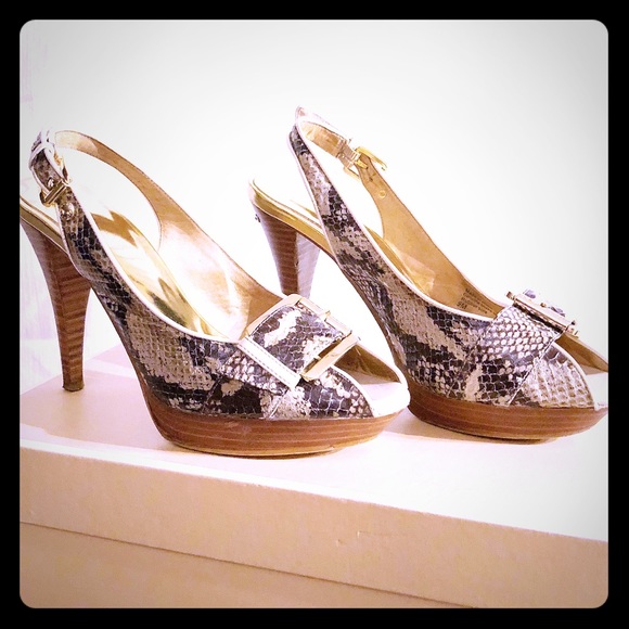 MICHAEL Michael Kors Snakeskin Platform Heels - 9M - Picture 1 of 8